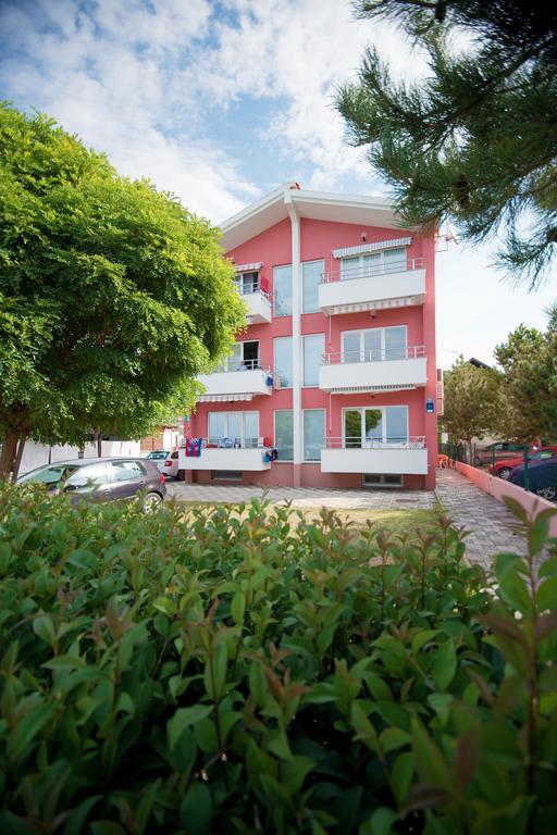 Apartments Danijela 2 Sukošan Стая снимка