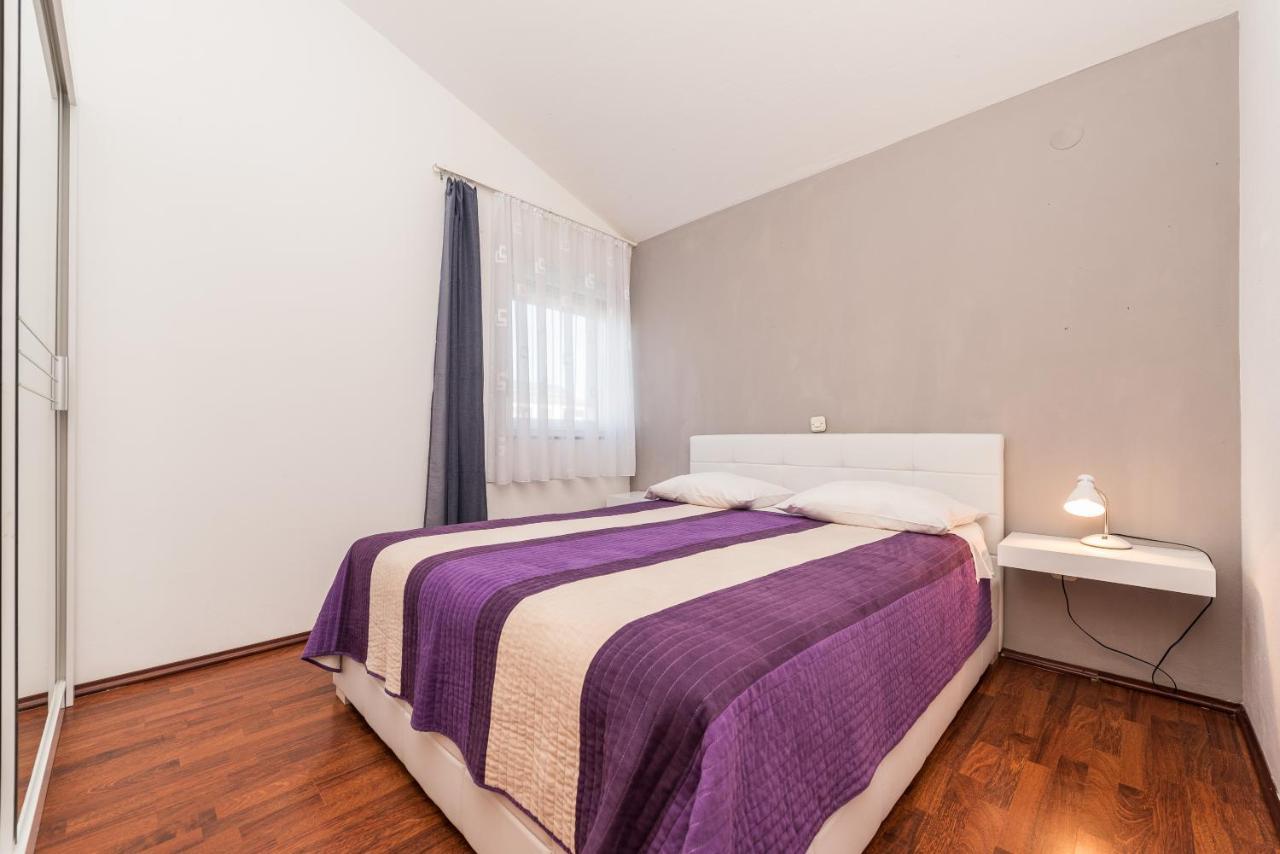 Apartments Danijela 2 Sukošan Екстериор снимка
